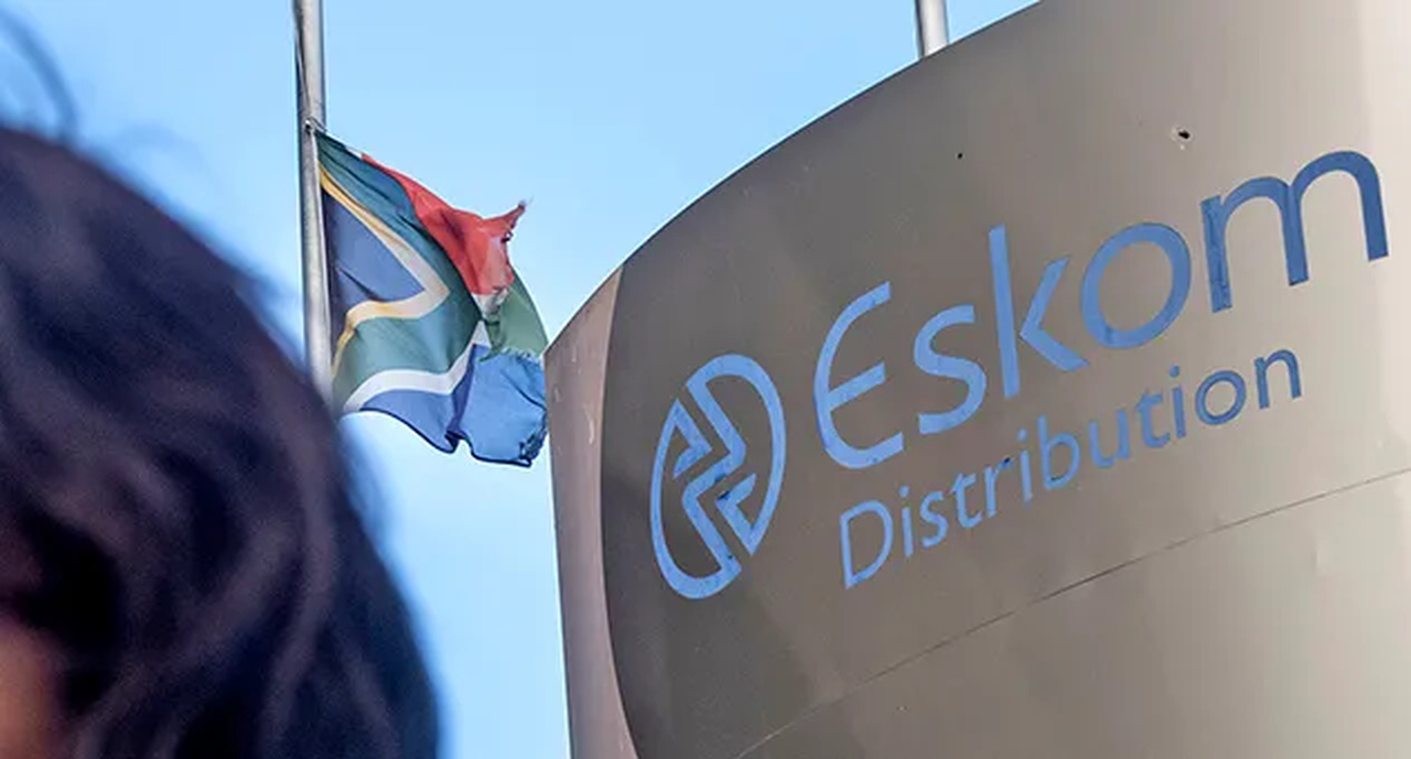 Governo reduz alívio da dívida da Eskom em 1,1 mm $