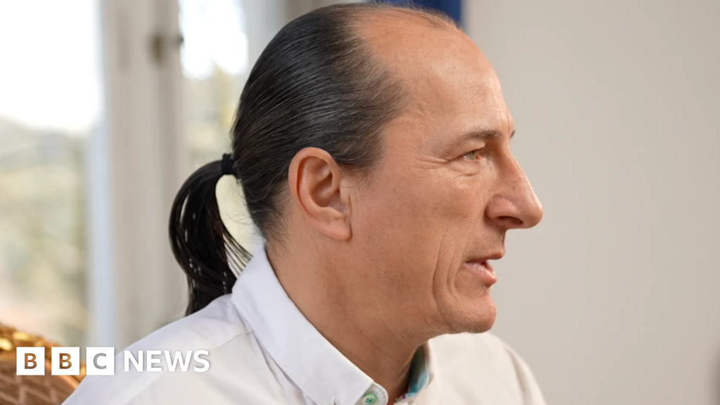 A Alemanha proíbe o movimento extremista e prende o 'rei' autodeclarado Pedro