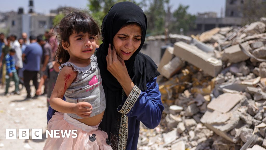 A UE diz que ataques israelenses em Gaza vão além do que é necessário para combater o Hamas