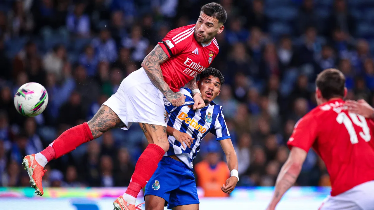 Benfica E Fc Porto Dão A 'Volta Ao Mundo' Entre 'Tubarões'. Ó que Esperar