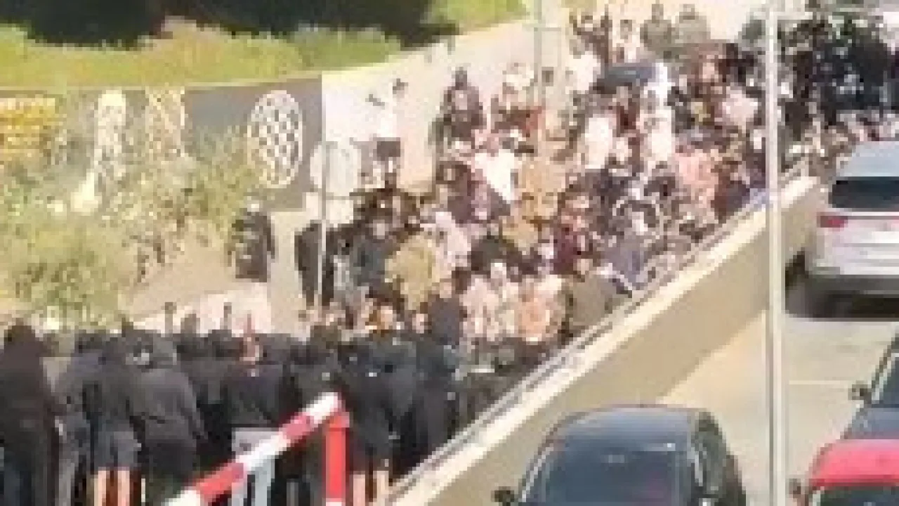 CAOS NO HAJDUK SPLIT-DÍNAMO ZAGREB. Mais de 100 Pessoas Foram DeTidas