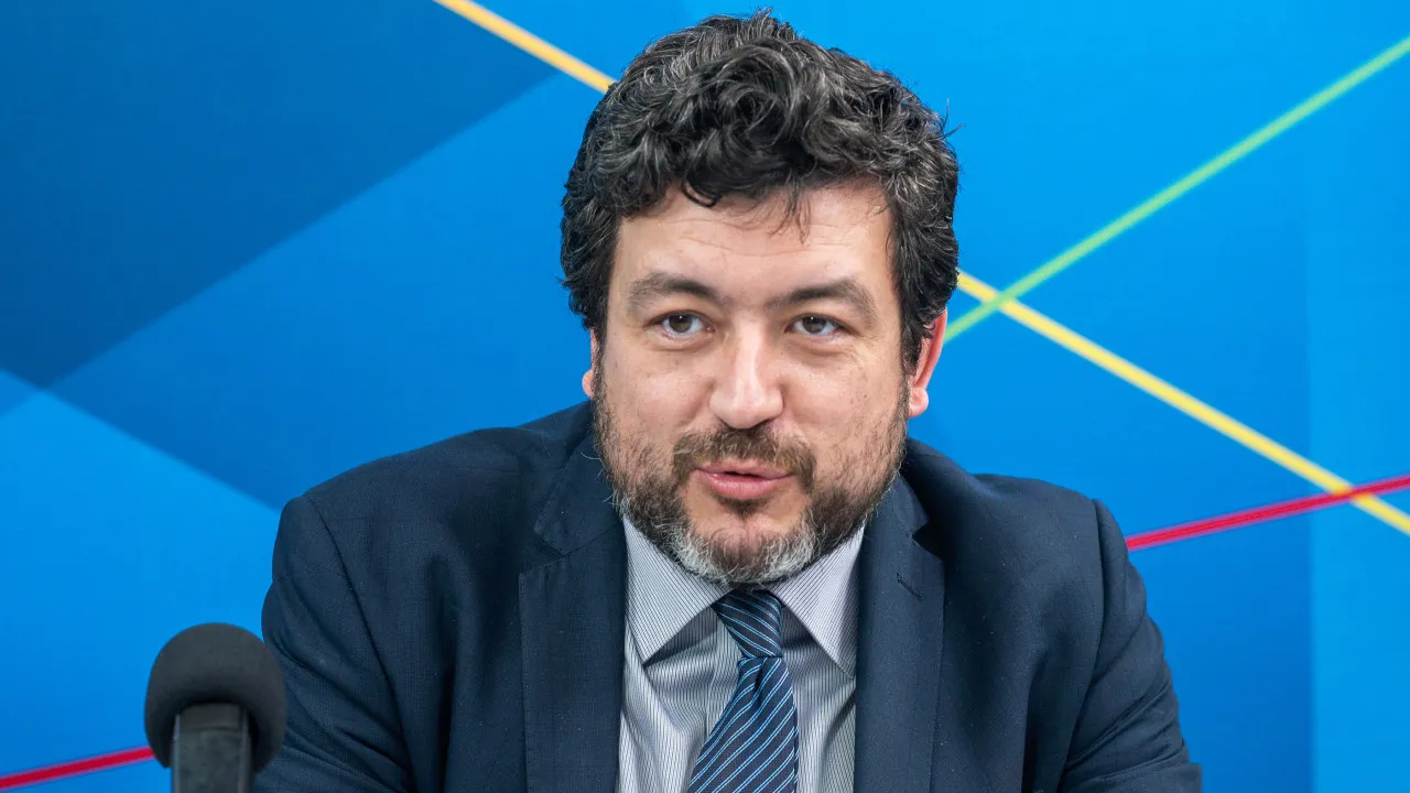 Delgado Alves Admite Que Acedeu A Informância Sobre Clientes de Montenegro