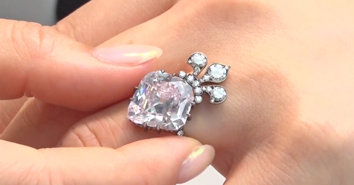 Diamante rosa amarrado a Marie Antoinette que deve vender para você ...