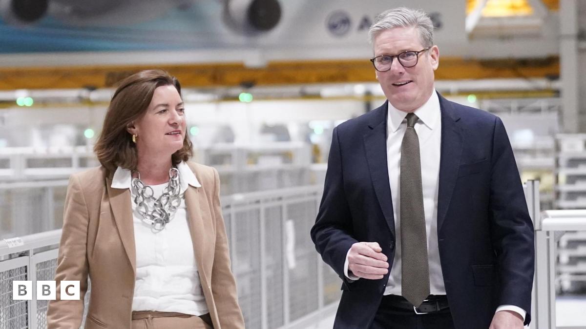 Eluned Morgan a Keir Starmer