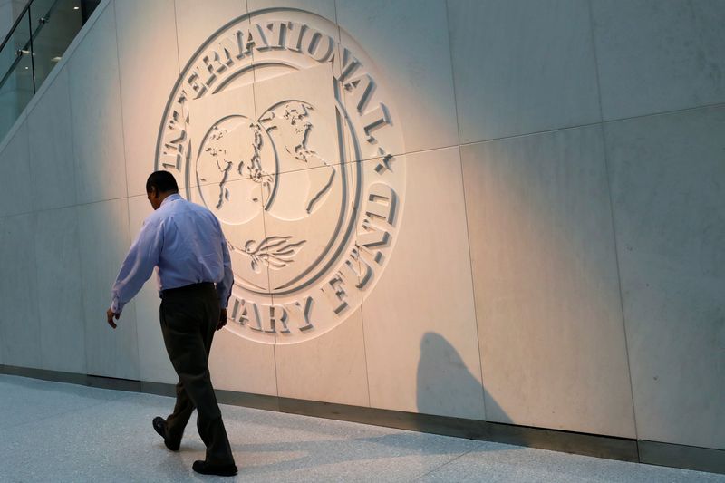 FMI pede que a França mantenha o aperto orçamentário para controlar o déficit