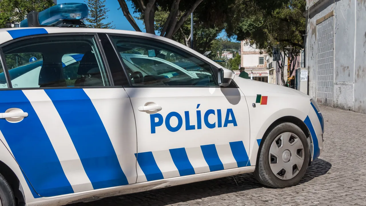 Grávida de sesa meses agredida e Esfaqueada Pelo Tio Em Queluz