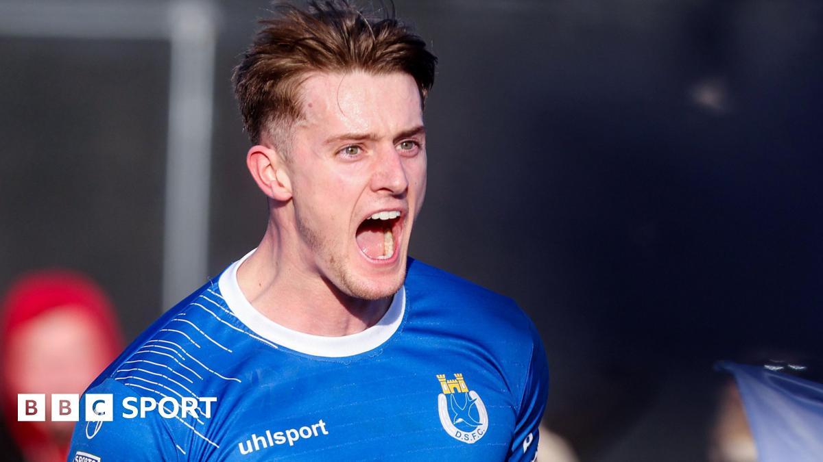 John McGovern in action for Dungannon Swifts