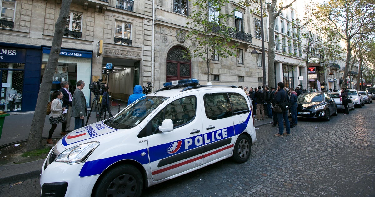 Kim Kardashian começou a se posicionar no julgamento de Paris sobre 2016 AR ...