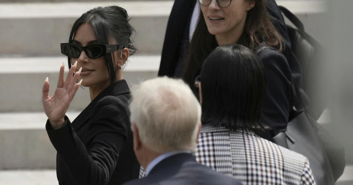 Kim Kardashian testemunha no julgamento de assalto a Paris