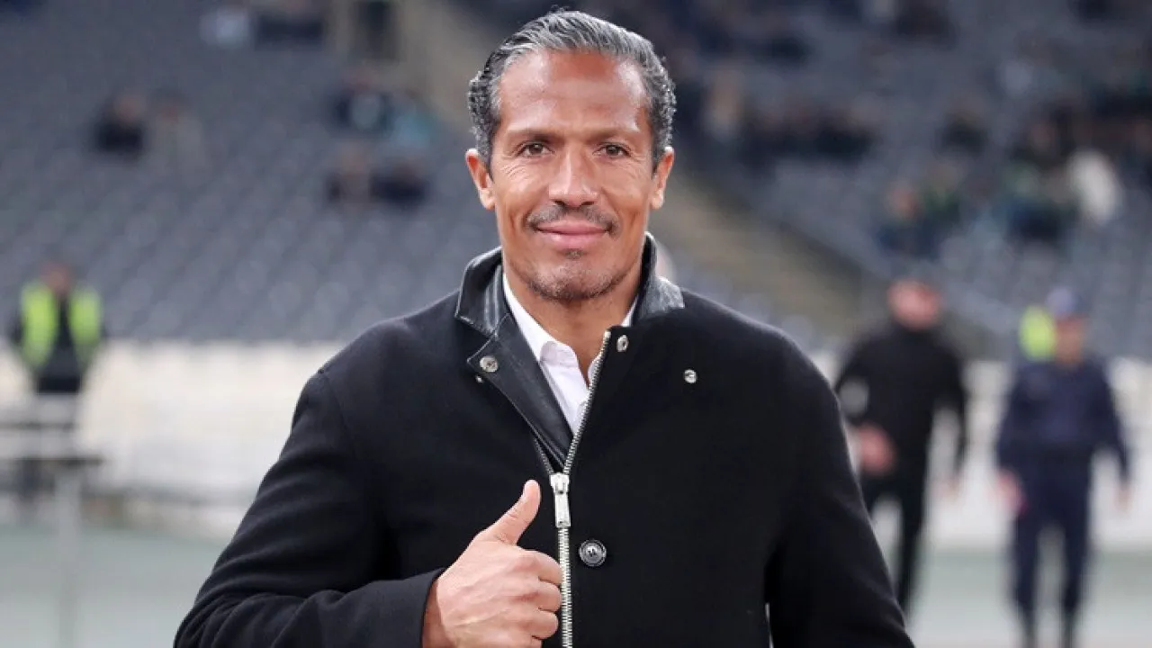 Lembra-se de Bruno Alves? Português Está de Sanda Do Aek