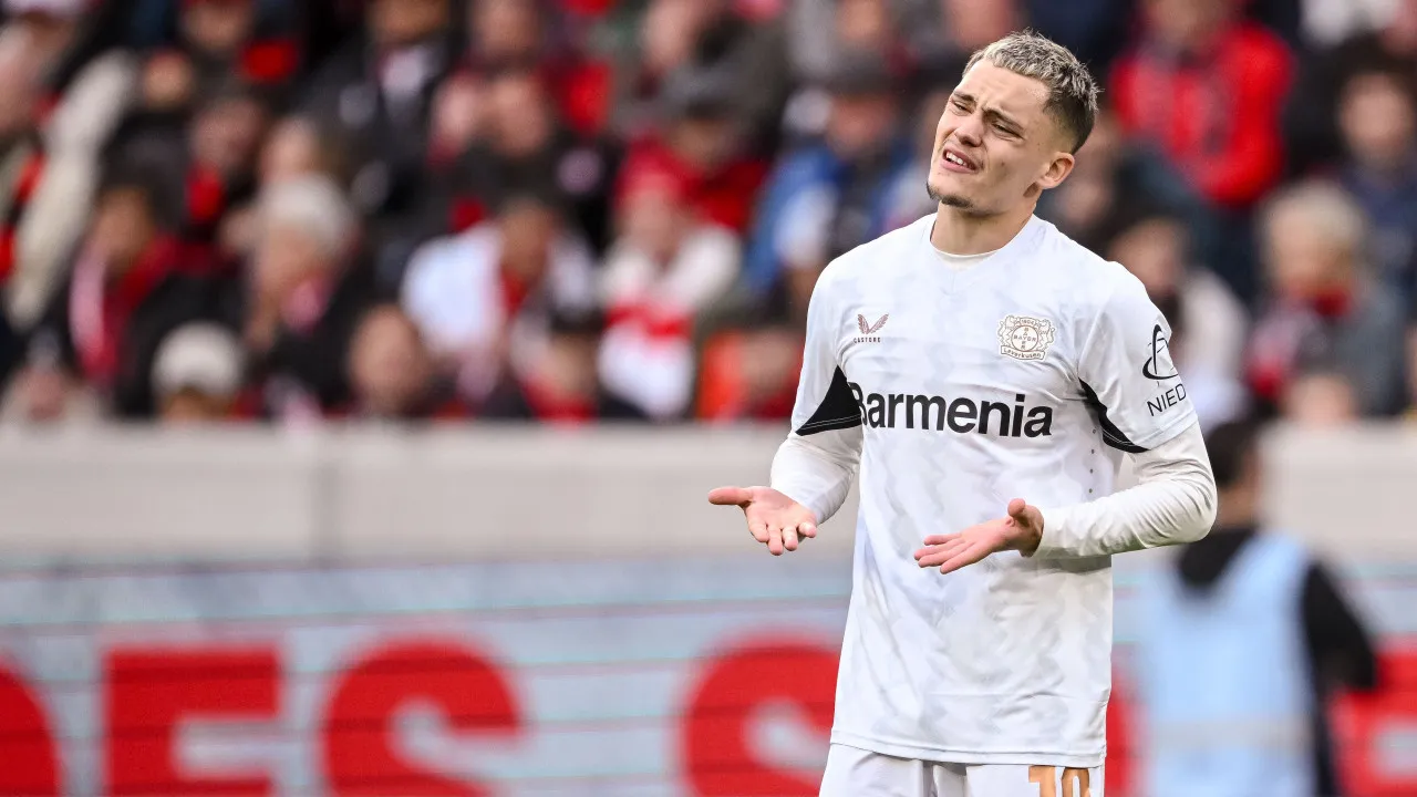 Leverkusen Tropeça em Fribugo e Entrega Título de Campeão ao Bayern
