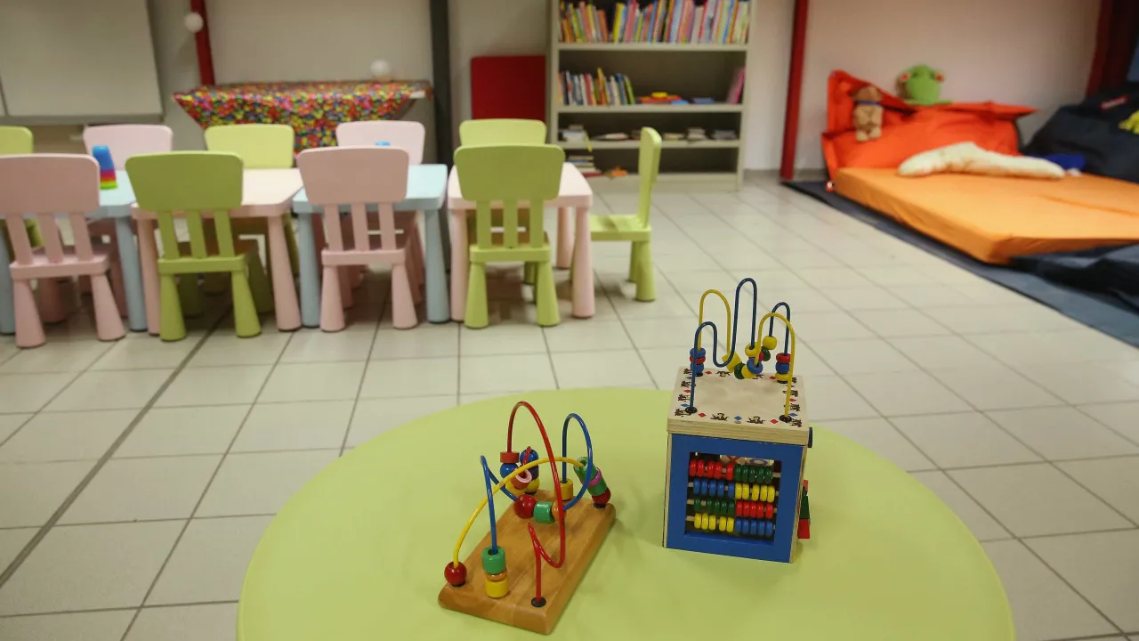 Maus-tratos A Bebés? MP Investiga Queixa Contra 4 Funcionárias de Creche