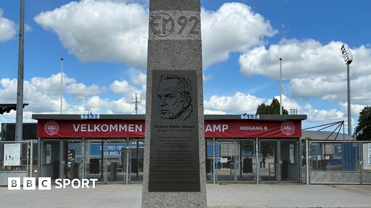 Richard Moller-Nielsen monument is Odense