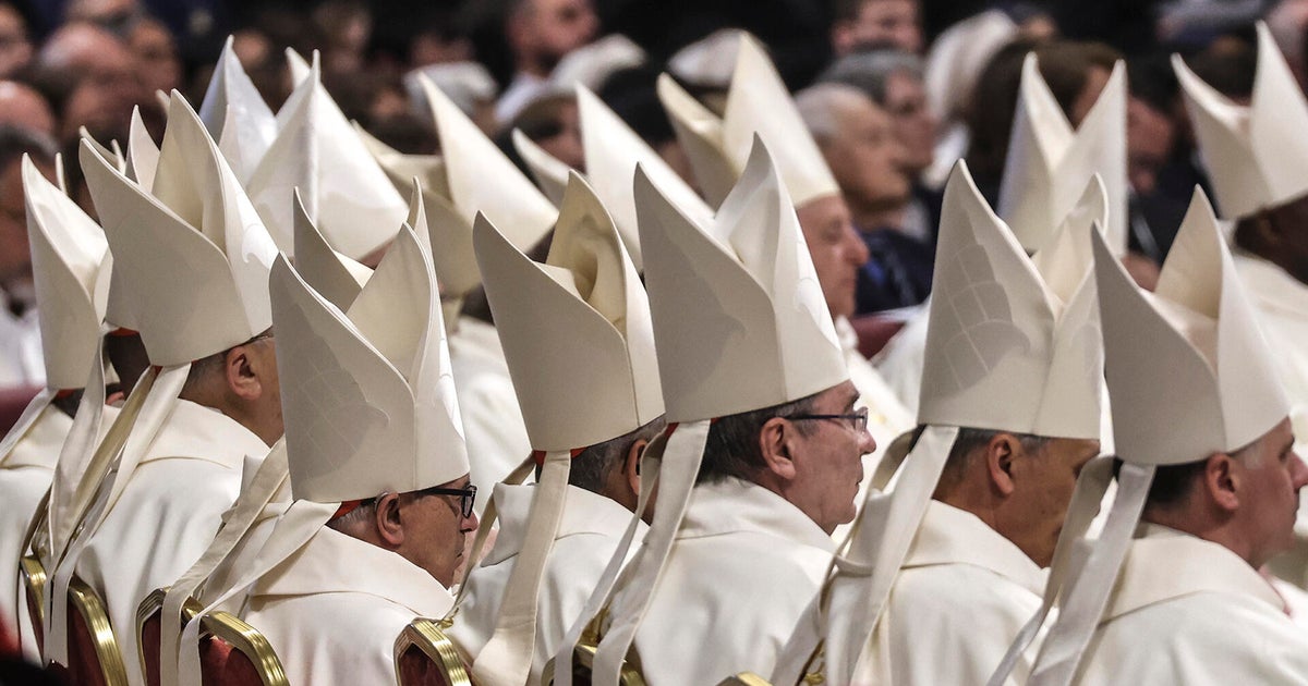 O Papa Francisco defendeu a inclusão. Os católicos LGBTQ esperam um ne ...