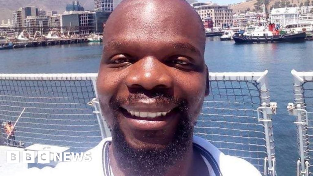 O corpo decomposto do jornalista sul -africano encontrado, dizem colegas