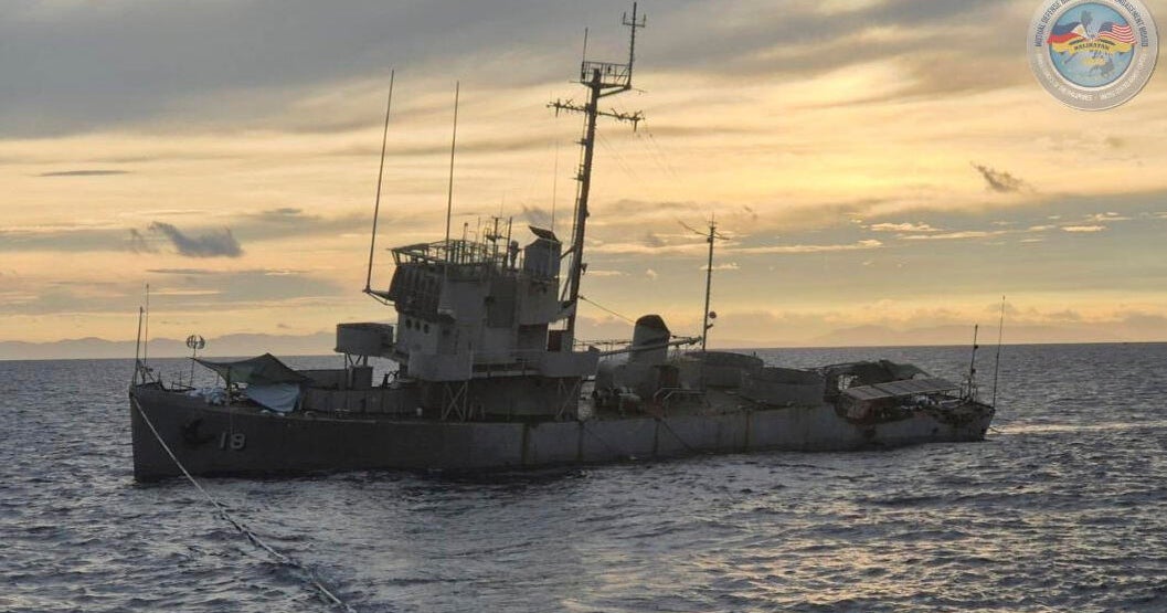 O navio da Segunda Guerra Mundial afunda antes que possa ser afundado como prática do alvo ...