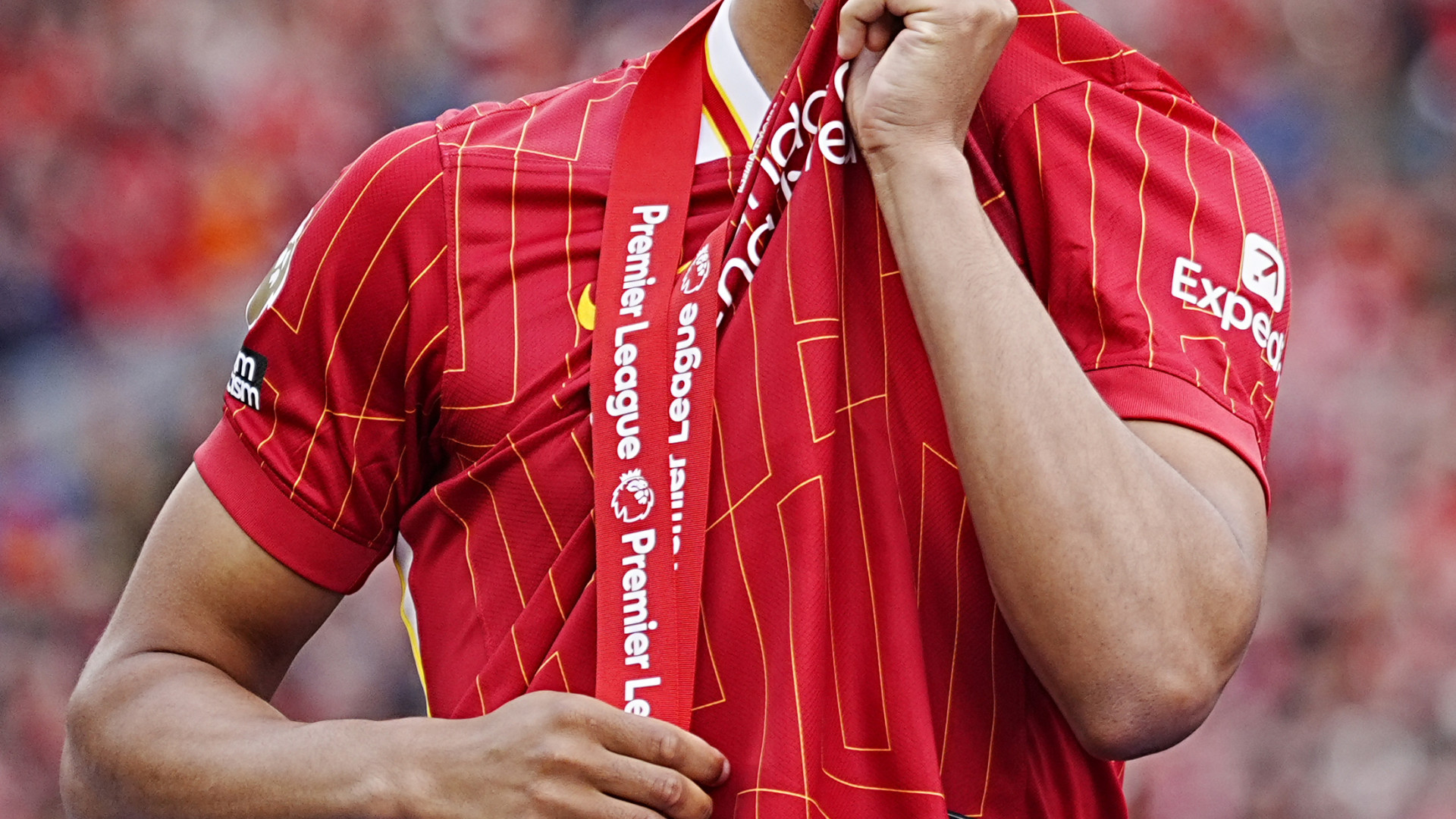 Oficial: Trent Alexander-Arnold é Reforço do Real Madrid