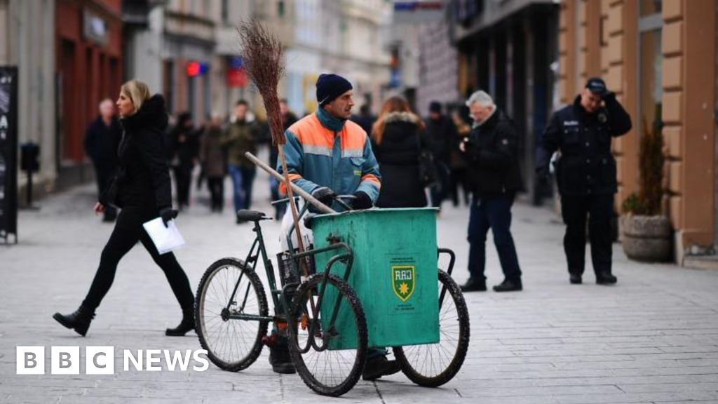 Os ratos prosperam em Sarajevo como doenças crescentes causam crise