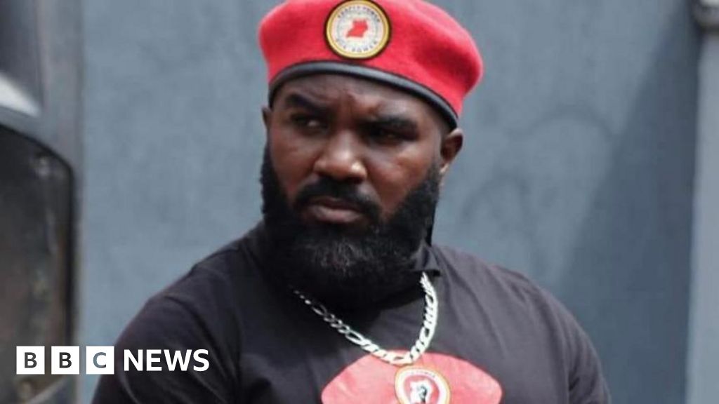 Raiva como o general muhoozi de Uganda Kainerugaba diz que está segurando o guarda -costas de Bobi Wine