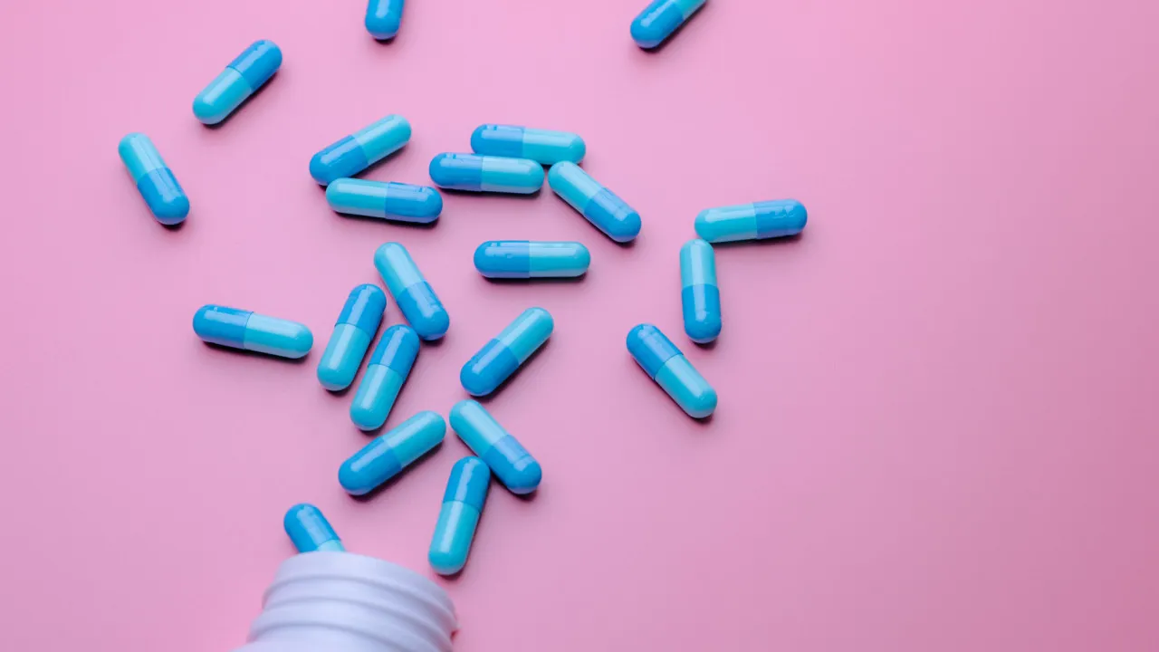 Sabe de que é Feito O Revestimento 'Plástico' Dos Medicamentos?