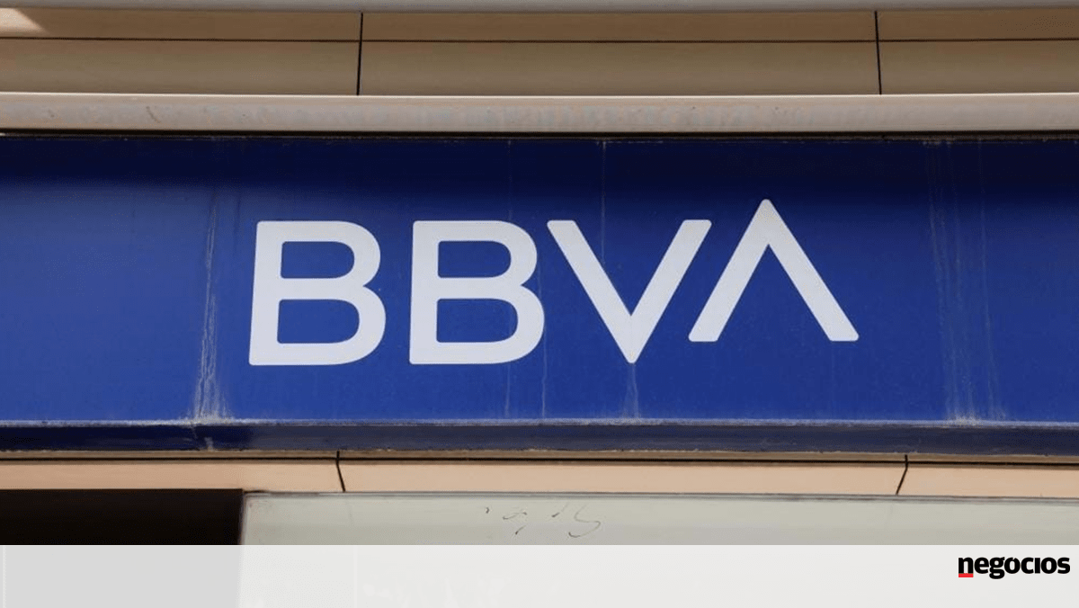 Sánchez anúncia consulta pública para decidir Sobre Opa do BBVA Sobre Sabadell - Banca & Finanças