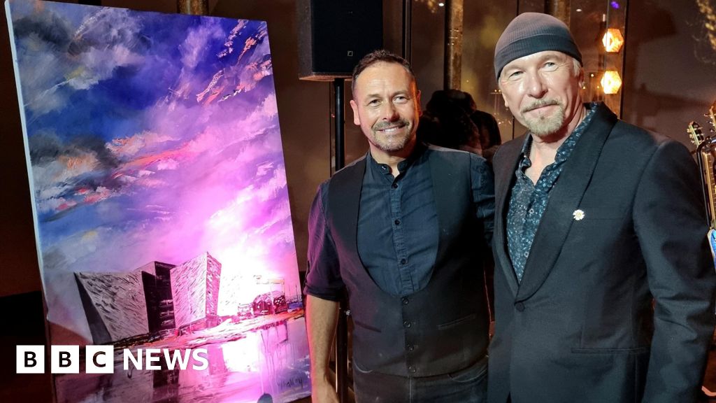 The Edge da U2 compra obras de arte do Titanic no leilão de caridade de Belfast