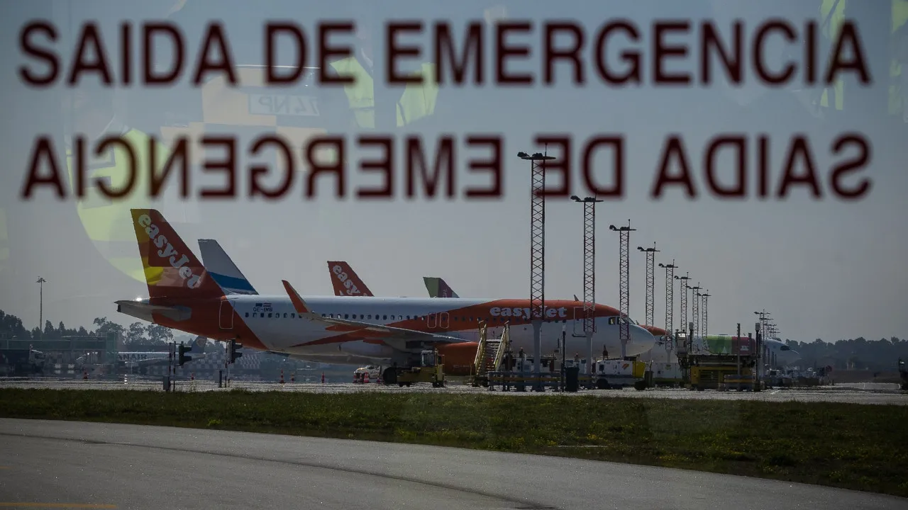 Vários voos cancelados sem aeroporto do porto na sexta-fira à noite