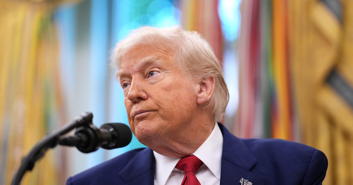 A conta do orçamento de Trump aumentaria o déficit em US $ 2,4 trilhões de wi ...