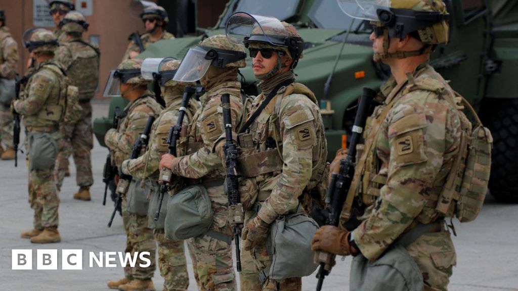 A rápida intervenção de Trump em LA pode emocionar sua base, mas inflamar os EUA