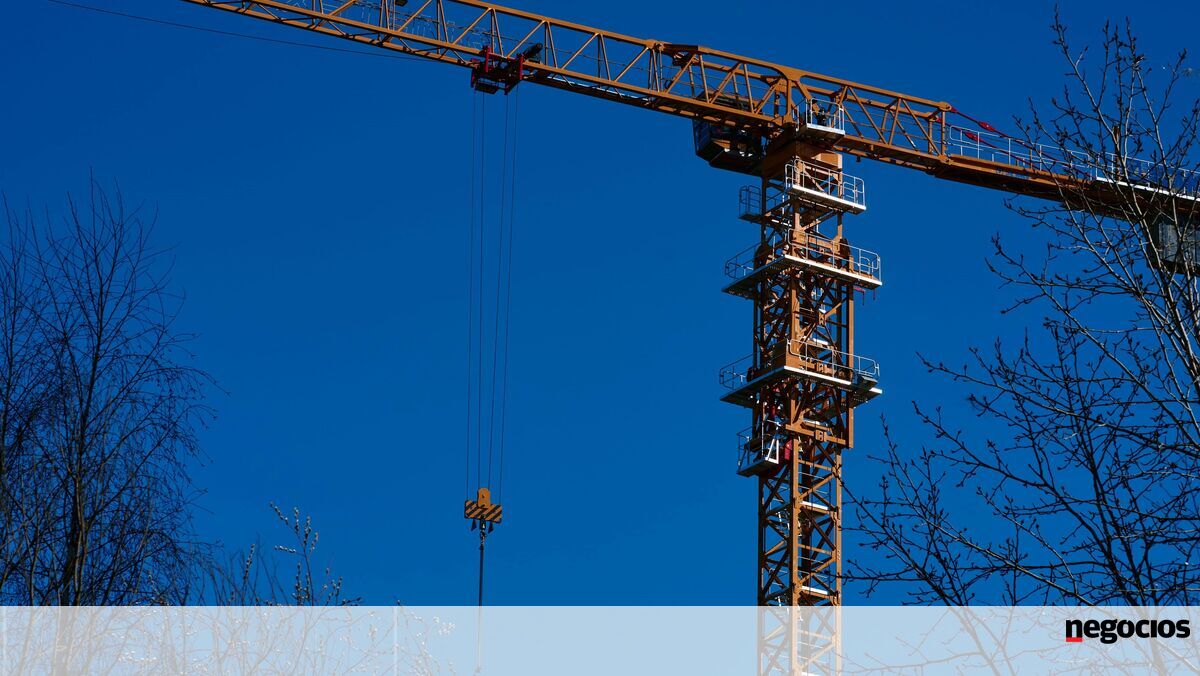 Adc quer preço -base dos contratos púbblicos em "Segredo" até abertu de propostas - empresas