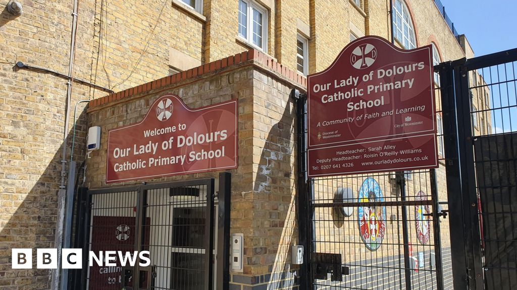 As escolas primárias de Westminster se fundem à medida que os números dos alunos caem