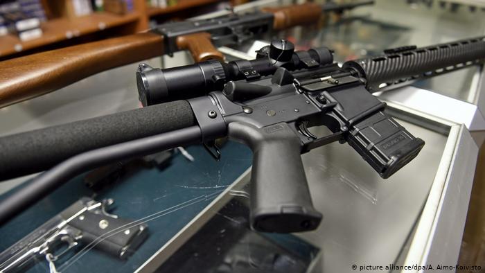 Autoridades Recolheram mais de 30 mil Armas de Guerra Nos Últimos 3 mesas