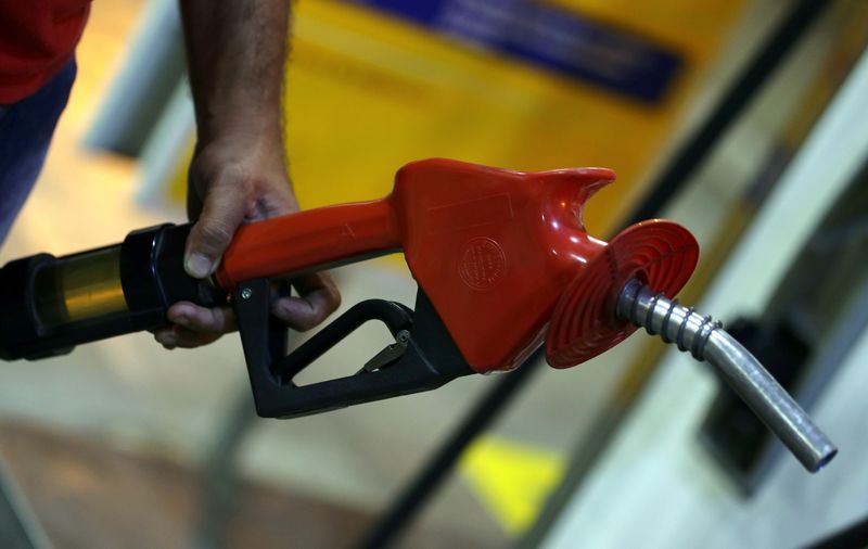 CNPE discute alta da mistura de biodiesel e etanol anidro na quarta, dizem fontes