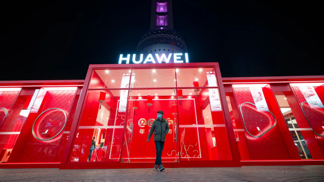 Chinesa Huawei Estuda Implantar Fábrica de Telemóves em Moçambique