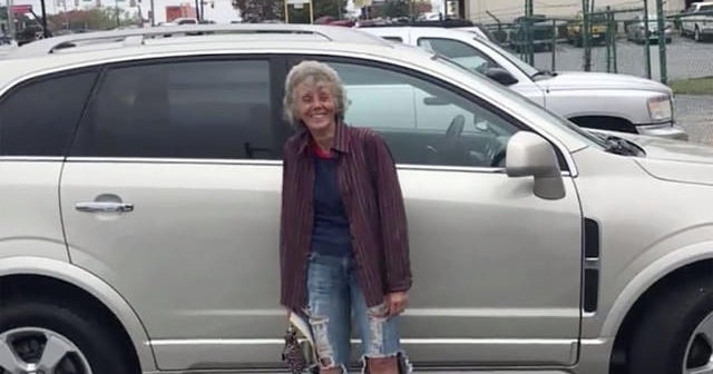 Comunidade da Carolina do Sul compra carro de mulher depois de aprender ela ...