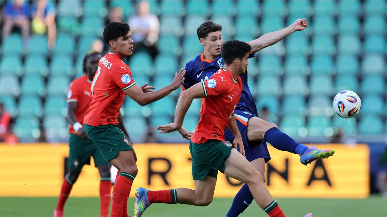 Desilusão patente nos jogadores portugueses na despedida do euro sub-21