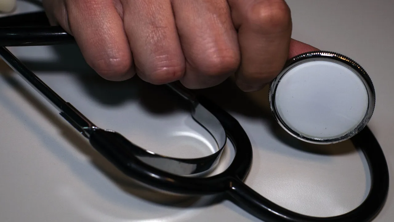 Deviam Ter Sido Abertas Cerca de Mil Vagas para Médicos de Família