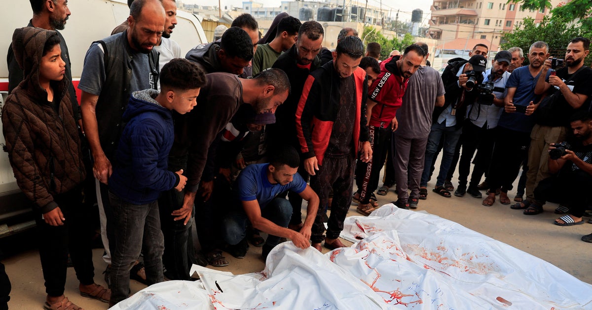 Dezenas teriam matado perto da Fundação Humanitária de Gaza H ...