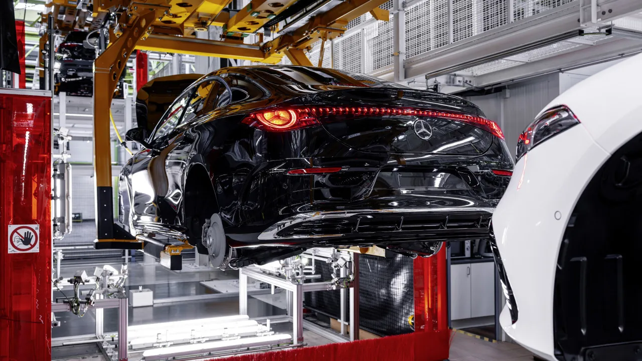 'Digital First'. Mercedes investe "milhões de euros" na produção do CLA