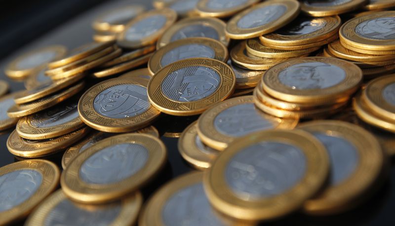 Dívida pública bruta do Brasil fica em 76,1% do PIB em maio, mostra BC