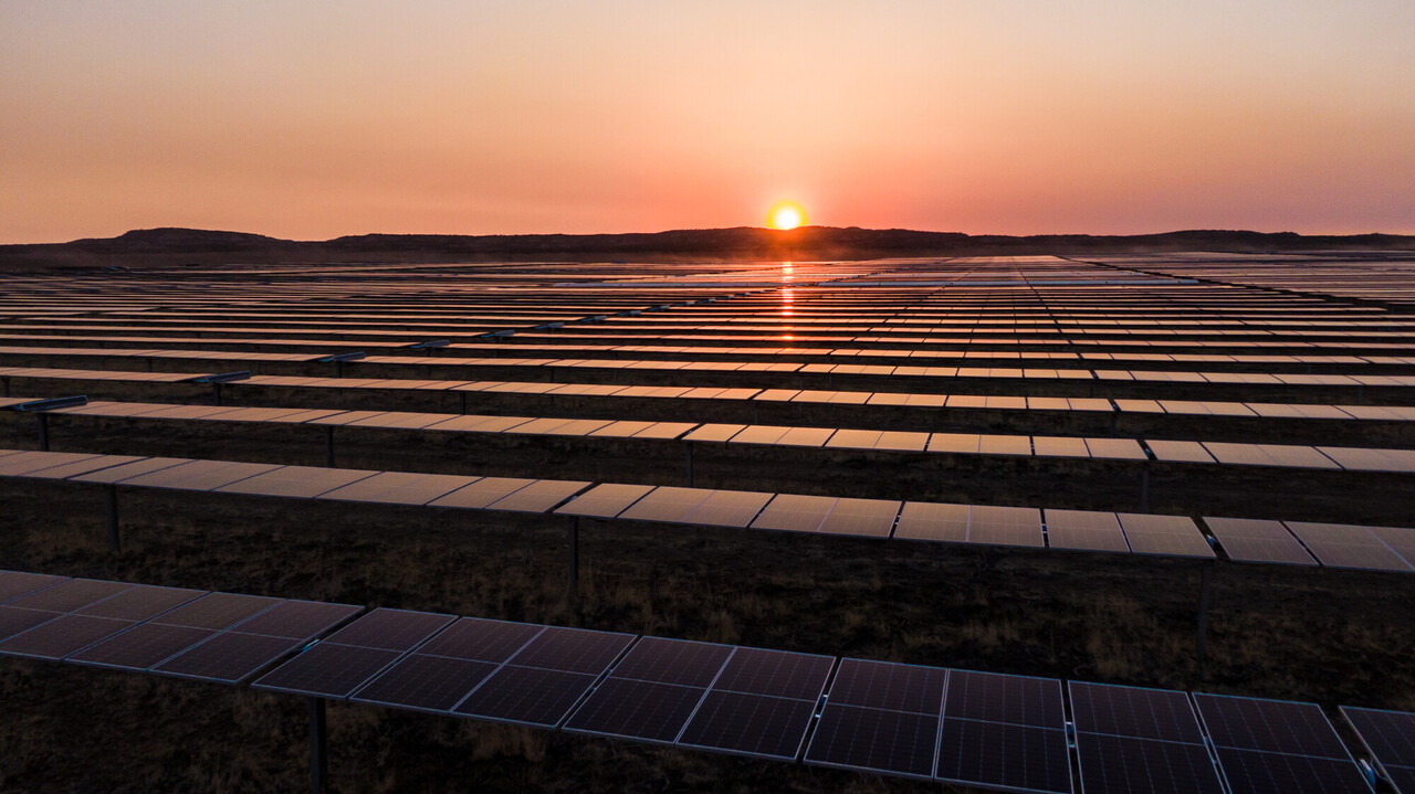 “Expansão de Centrais Solares Pode Avançar Sem Riscos e Com Impactos Positivos”, Garante Governo