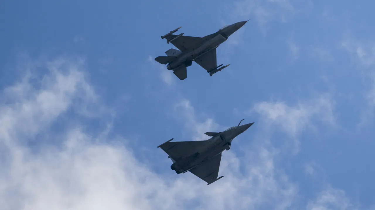 F-16 da força Aérea escoltaram Avião com Ameaça de Bomba Até Espanha