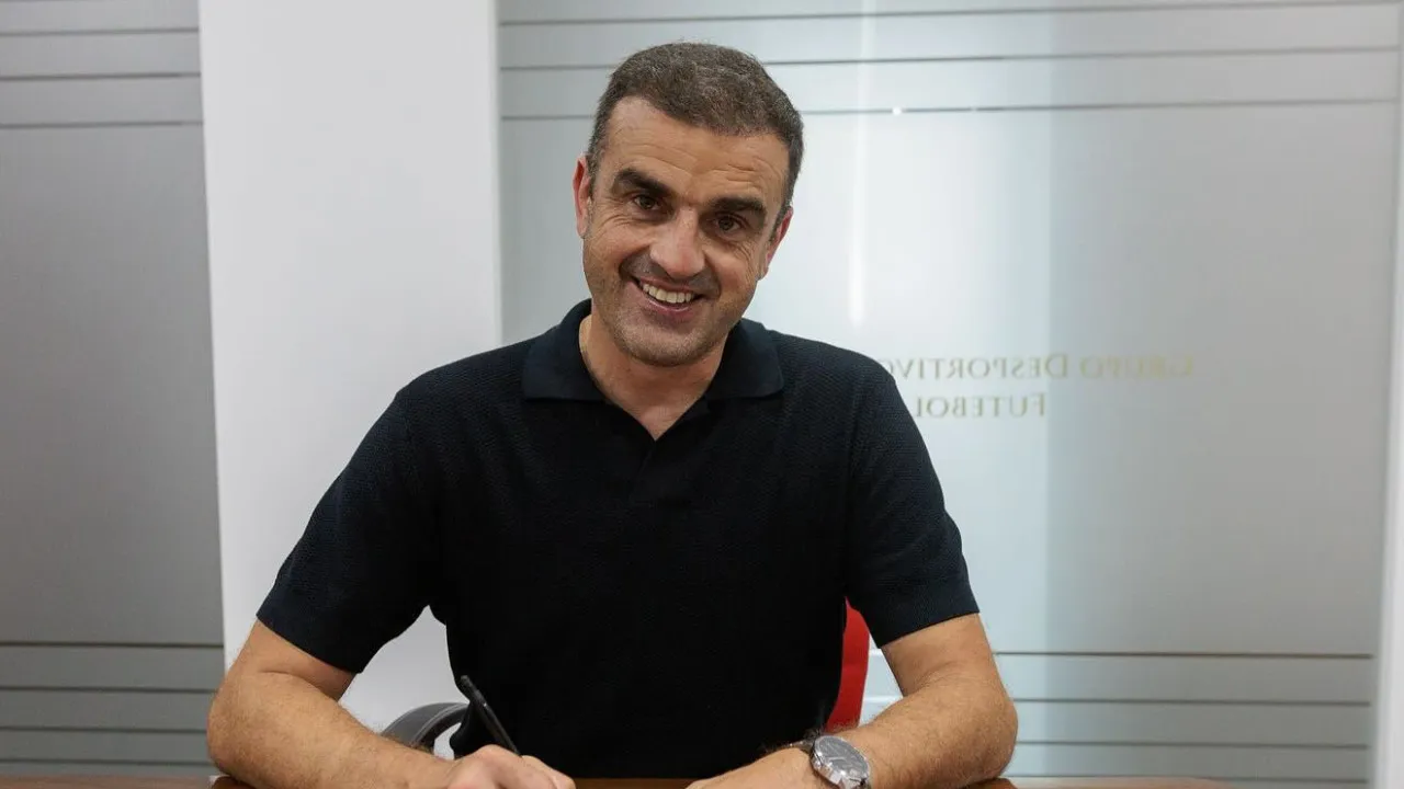 Filipe Martins Volta A Portugal Para Orientar O Chaves