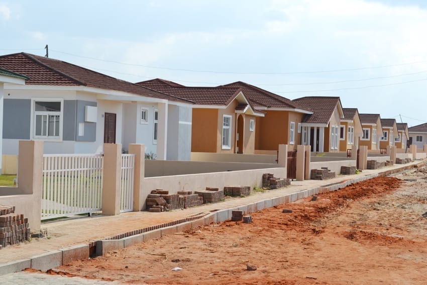 Governo Anuncia Plano Para Construção de 12 Mil Casas • Diário Económico