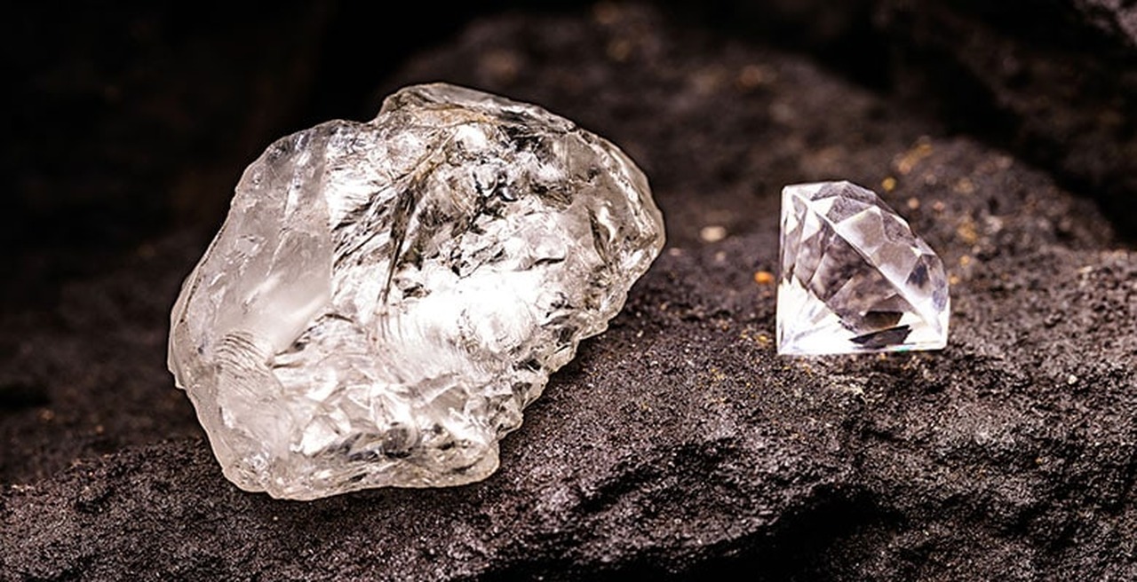 Governo Apela à De defesa de Diamantes naturais