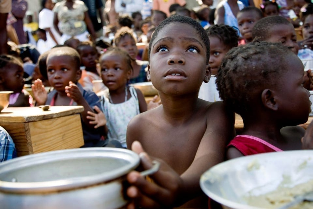 Governo Apresenta Estratégia Para Combater Desnutrição Crónica Infantil Face às Mudanças Climáticas • Diário Económico