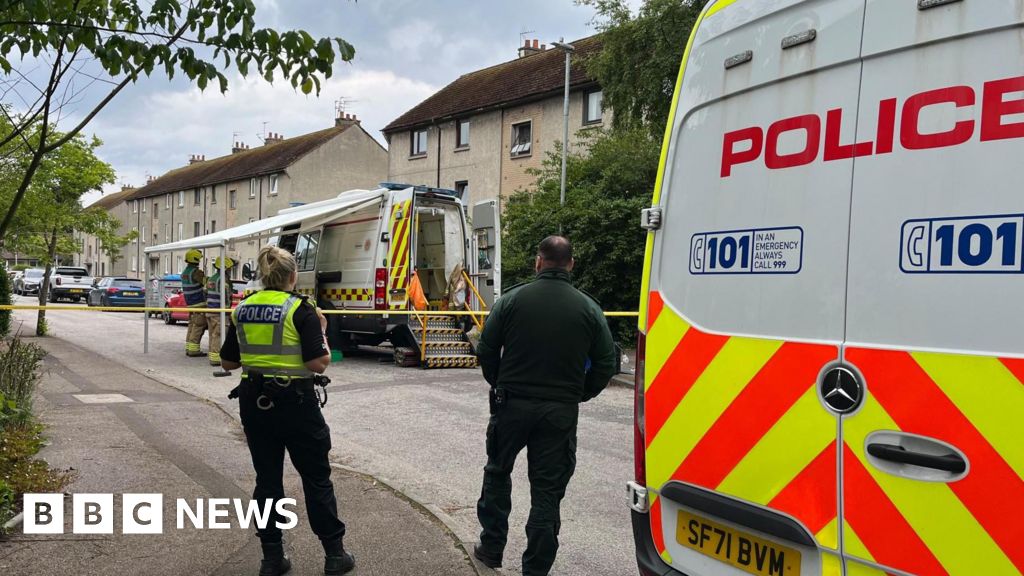 Homem preso por 'materiais potencialmente perigosos' em Aberdeen