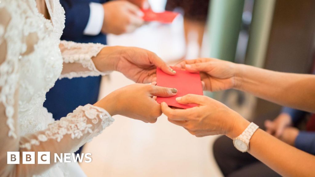 Homem preso por roubar US $ 40.000 da recepção de casamento em Cingapura
