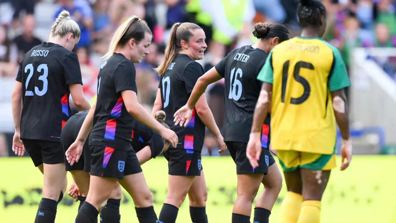 Inglaterra e Espanha favoritas à conquista do Europeu Feminino