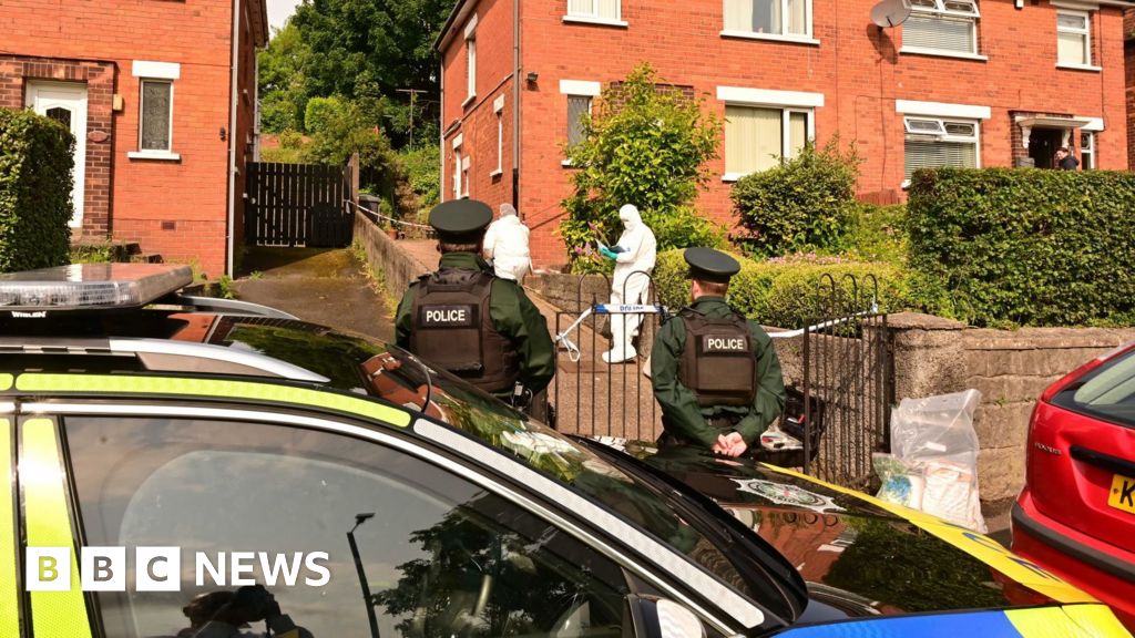 Investigação de assassinato lançada em North Belfast